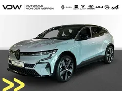 Grau Gebraucht 2024 Renault Mégane Techno Limousine | 39.880 € (Teuer)