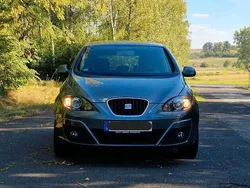 Grau Gebraucht 2015 Seat Altea Van / Kleinbus | 7.990 € (Etwas zu teuer)