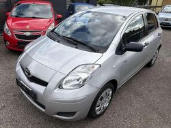 Silber Gebraucht 2009 Toyota Yaris Cool Kleinwagen | 5.250 € (Etwas zu teuer)