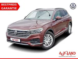 Rot Gebraucht 2019 VW Touareg Atmosphere SUV | 40.950 € (Etwas zu teuer)