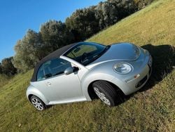 Silber Gebraucht 2006 VW Beetle Cabrio | 6.800 € (Teuer)
