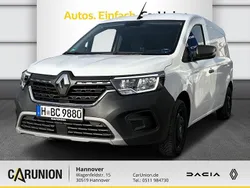 Mineralweiß (weiß) Gebraucht 2023 Renault Kangoo Rapid Advance Van / Kleinbus | 17.875 € (Etwas zu teuer)