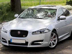 Silber Gebraucht 2015 Jaguar XF S Limousine | 12.500 € (Superpreis)
