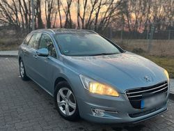 Blau Gebraucht 2011 Peugeot 508 Kombi | 3.500 € (Fairer Preis)