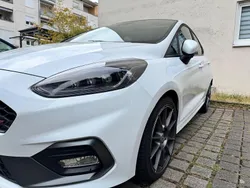 Weiß Gebraucht 2019 Ford Fiesta ST Kleinwagen | 15.900 € (Guter Preis)