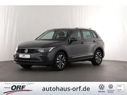 Grau Gebraucht 2021 VW Tiguan United SUV | 27.490 € (Fairer Preis)