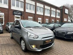 Grau Gebraucht 2016 Mitsubishi Space Star Diamant Edition Kleinwagen | 4.400 € (Fairer Preis)