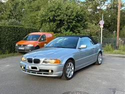 Silber Gebraucht 2000 BMW 320 Cabriolet Exclusive Cabrio | 10.499 €