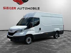 Weiss Gebraucht 2021 Iveco Daily | 34.391 €