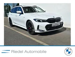 Weiß Gebraucht 2024 BMW 330e M Sport Kombi | 53.750 € (Teuer)