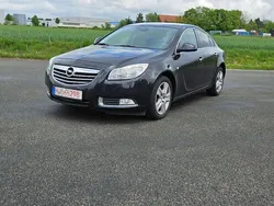 Schwarz Gebraucht 2010 Opel Insignia Selection Limousine | 2.300 € (Etwas zu teuer)
