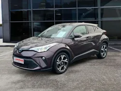 Violett Gebraucht 2023 Toyota C-HR Team SUV | 28.990 € (Fairer Preis)
