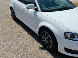 Weiß Gebraucht 2008 Audi A3 Sportback S-Line Kombi | 5.900 € (Etwas zu teuer)