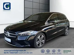 Schwarz Gebraucht 2019 Mercedes B200 Van / Kleinbus | 20.930 € (Guter Preis)