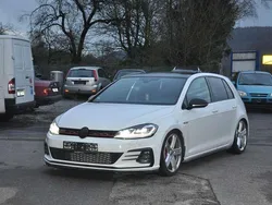 Pure white Gebraucht 2017 VW Golf VII GTI Kleinwagen | 19.200 € (Fairer Preis)