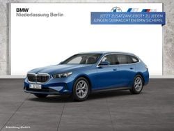Blau Gebraucht 2025 BMW 520 Comfort Edition Kombi | 50.880 € (Superpreis)