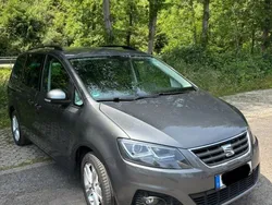 Grau Gebraucht 2017 Seat Alhambra CONNECT Van / Kleinbus | 15.900 € (Fairer Preis)