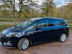 Blau Gebraucht 2019 Opel Zafira Tourer Van / Kleinbus | 14.300 € (Fairer Preis)