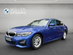 Blau Gebraucht 2020 BMW 318 Efficient Dynamics Limousine | 26.950 € (Etwas zu teuer)