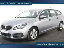 Grau Gebraucht 2021 Peugeot 308 Active Kombi | 12.400 € (Guter Preis)