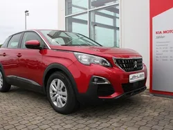 Rot Gebraucht 2019 Peugeot 3008 Active SUV | 18.690 € (Etwas zu teuer)