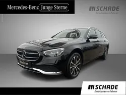 Schwarz Gebraucht 2022 Mercedes E300 Avantgarde Limousine | 33.950 € (Guter Preis)