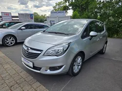 Silber Gebraucht 2015 Opel Meriva Style Van / Kleinbus | 8.990 €