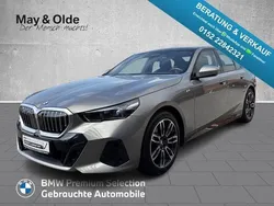 Grau Gebraucht 2024 BMW 520 M Sport Limousine | 51.490 € (Superpreis)