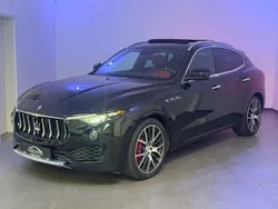 Schwarz Gebraucht 2017 Maserati Levante SUV | 39.950 € (Fairer Preis)