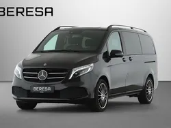 Grau Gebraucht 2022 Mercedes V250 Night Van / Kleinbus | 48.480 € (Guter Preis)