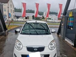 Weiß Gebraucht 2010 Kia Picanto Spirit Kleinwagen | 2.800 € (Fairer Preis)