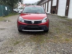 Rot Gebraucht 2010 Dacia Sandero Stepway Kleinwagen | 2.500 € (Guter Preis)