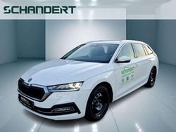 Candyweiß Gebraucht 2024 Skoda Octavia Style Kombi | 31.880 € (Guter Preis)