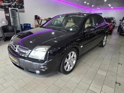 Schwarz Gebraucht 2004 Opel Vectra Cosmo Limousine | 1.990 € (Fairer Preis)