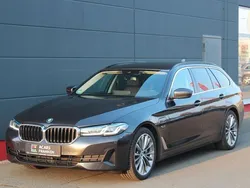Grau Gebraucht 2022 BMW 530e Sport Line Kombi | 30.999 € (Guter Preis)