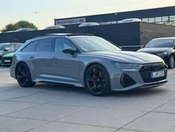 Grau Gebraucht 2022 Audi RS6 Ambiente Kombi | 89.000 € (Fairer Preis)