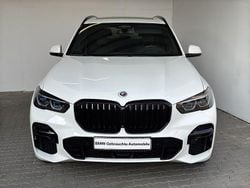 Alpinweiss uni Gebraucht 2022 BMW X5 M Sport SUV | 53.440 € (Guter Preis)