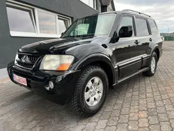 Schwarz Gebraucht 2006 Mitsubishi Pajero SUV | 39.000 €