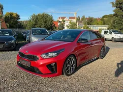 Rot Gebraucht 2019 Kia ProCeed GT-Line Kleinwagen | 12.990 €