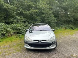 Silber Gebraucht 2003 Peugeot 206 CC Cabrio | 1.500 € (Fairer Preis)