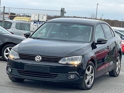 Schwarz Gebraucht 2013 VW Jetta Match Limousine | 3.999 € (Superpreis)