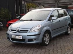 Blau Gebraucht 2004 Toyota Corolla Verso Sol Van / Kleinbus | 6.800 € (Etwas zu teuer)