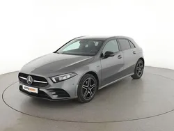 Grau Gebraucht 2021 Mercedes A250 AMG line Limousine | 27.980 €