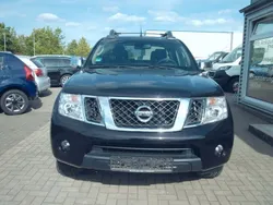 Schwarz Gebraucht 2011 Nissan Navara Abholung | 9.800 € (Guter Preis)