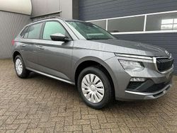 Graphit grau metallic Neu 2025 Skoda Kamiq Selection SUV | 25.590 € (Guter Preis)