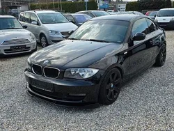 Schwarz Gebraucht 2010 BMW 120 Sport Line Kleinwagen | 9.500 €