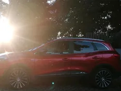 Rot Gebraucht 2018 Renault Kadjar Bose Edition SUV | 16.666 €