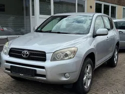 Silber Gebraucht 2008 Toyota RAV4 SUV | 9.490 € (Fairer Preis)