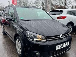 Schwarz Gebraucht 2014 VW Touran Van / Kleinbus | 8.690 € (Fairer Preis)