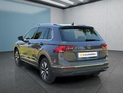 Grau Gebraucht 2024 VW Tiguan SUV | 32.849 € (Guter Preis)